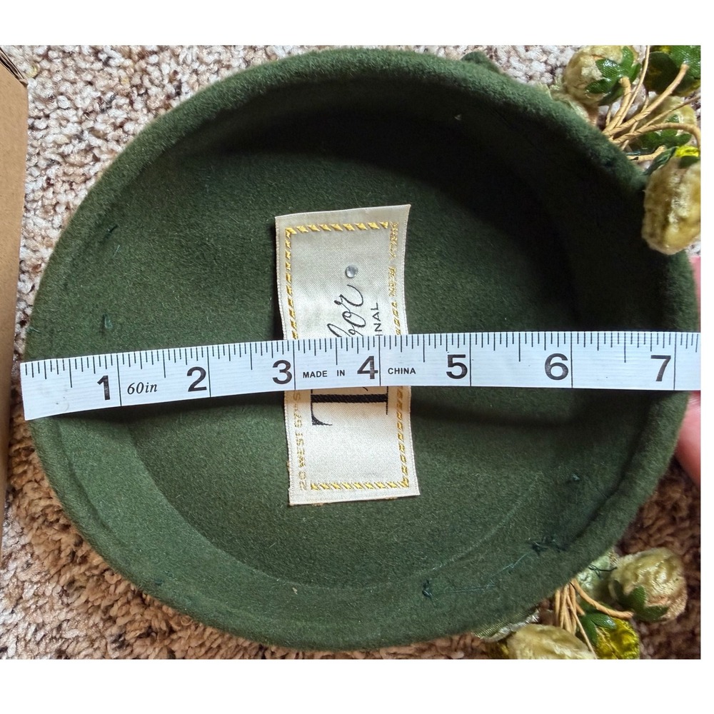 Vintage Trebor Original Green Velour Pillbox Hat France Miel Velvet Leaves 50s - Picture 8 of 10